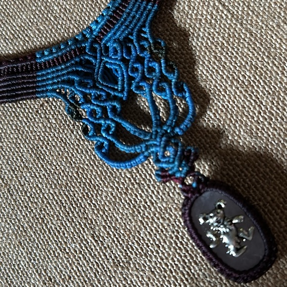 Macrame Bear necklace - Picture 4 of 7